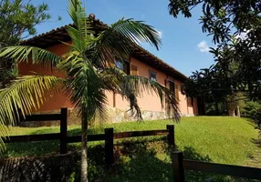 Foto 1 de Casa com 3 Quartos à venda, 400m² em Bingen, Petrópolis