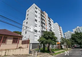 Foto 1 de Apartamento com 2 Quartos à venda, 79m² em Passo da Areia, Porto Alegre