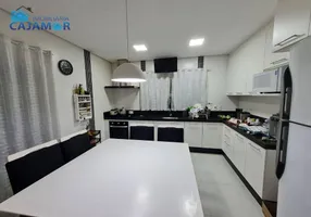 Foto 1 de Casa com 4 Quartos à venda, 350m² em Jordanésia, Cajamar