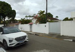 Foto 1 de Casa com 3 Quartos à venda, 200m² em Engenho do Meio, Recife