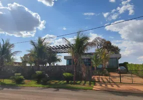 Foto 1 de Fazenda/Sítio com 4 Quartos à venda, 340m² em Centro, Fronteira