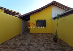 Foto 1 de Casa com 2 Quartos à venda, 70m² em Agenor de Campos, Mongaguá