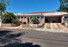 Foto 1 de Casa com 4 Quartos à venda, 590m² em Jardim Marajá, Marília