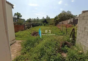 Foto 1 de Lote/Terreno à venda, 967m² em Leitao, Louveira