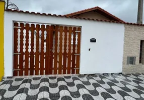 Foto 1 de Casa com 2 Quartos à venda, 58m² em Jamaica, Itanhaém