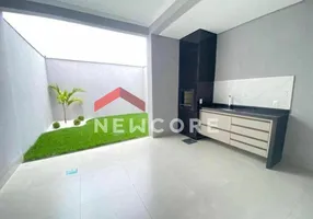 Foto 1 de Sobrado com 3 Quartos à venda, 119m² em Novo Mundo, Uberlândia