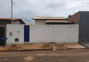 Foto 1 de Casa com 2 Quartos à venda, 69m² em Jardim das Esmeraldas, Frutal