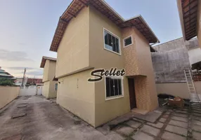 Foto 1 de Casa com 2 Quartos à venda, 63m² em Extensão Serramar, Rio das Ostras