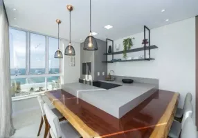 Foto 1 de Apartamento com 4 Quartos à venda, 205m² em Bombas, Bombinhas