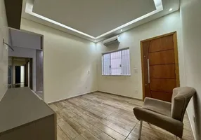 Foto 1 de Casa com 3 Quartos à venda, 111m² em Vila Tupi, Praia Grande