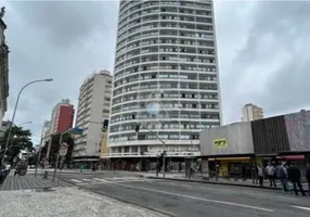 Foto 1 de Apartamento com 2 Quartos à venda, 65m² em Centro, Curitiba