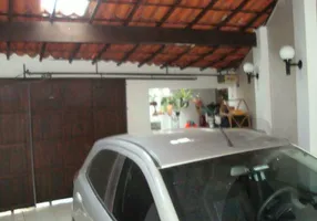 Foto 1 de Sobrado com 3 Quartos à venda, 300m² em Nova Petrópolis, São Bernardo do Campo