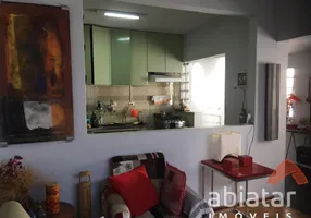 Foto 1 de Casa com 3 Quartos à venda, 100m² em Jardim Monte Alegre, Taboão da Serra