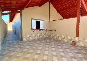 Foto 1 de Casa com 2 Quartos à venda, 77m² em Balneario Flórida Mirim, Mongaguá