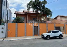 Foto 1 de Casa com 4 Quartos à venda, 346m² em Praia dos Amores, Balneário Camboriú