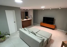 Foto 1 de Apartamento com 3 Quartos à venda, 88m² em Jardim Coelho Neto, São Luís