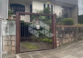 Foto 1 de Casa com 3 Quartos à venda, 200m² em Vila Ipiranga, Porto Alegre