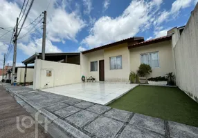 Foto 1 de Casa de Condomínio com 3 Quartos à venda, 56m² em Uberaba, Curitiba