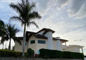 Foto 1 de Casa de Condomínio com 4 Quartos à venda, 400m² em Arua, Mogi das Cruzes