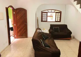 Foto 1 de Sobrado com 3 Quartos à venda, 212m² em Jardim Primeiro de Maio Chacara Fazendinha, Osasco