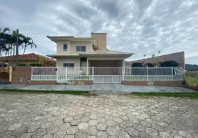 Foto 1 de Casa com 3 Quartos à venda, 180m² em Ponta de Baixo, São José