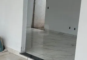 Foto 1 de Casa com 3 Quartos à venda, 250m² em Luizote de Freitas, Uberlândia