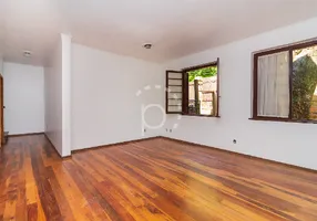 Foto 1 de Apartamento com 4 Quartos para alugar, 160m² em Espiríto Santo, Porto Alegre