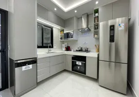 Foto 1 de Apartamento com 4 Quartos à venda, 160m² em Chácara Klabin, São Paulo