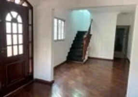 Foto 1 de Sobrado com 3 Quartos para venda ou aluguel, 171m² em Vila Clementino, São Paulo