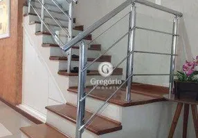 Foto 1 de Sobrado com 4 Quartos à venda, 170m² em Vila Yara, Osasco