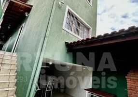 Foto 1 de Sobrado com 3 Quartos à venda, 185m² em Cipava, Osasco