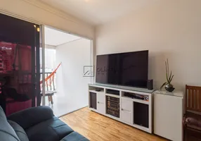 Foto 1 de Apartamento com 3 Quartos à venda, 74m² em Pompeia, São Paulo