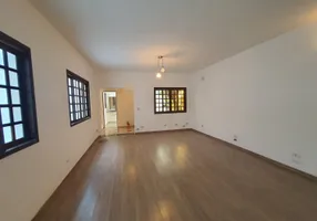 Foto 1 de Casa com 3 Quartos para alugar, 200m² em Vila Cordeiro, São Paulo