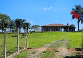 Foto 1 de Fazenda/Sítio com 2 Quartos à venda, 194m² em Faxina, São José dos Pinhais