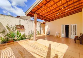 Foto 1 de Casa com 2 Quartos à venda, 72m² em Jardim Paz, Americana