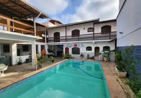 Foto 1 de Casa com 4 Quartos à venda, 417m² em Bangu, Rio de Janeiro