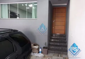 Foto 1 de Casa com 3 Quartos à venda, 180m² em Parque Joao Ramalho, Santo André