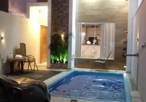 Foto 1 de Casa com 2 Quartos à venda, 61m² em Morumbi, Cascavel