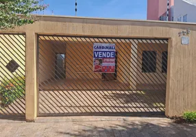 Foto 1 de Casa com 3 Quartos à venda, 180m² em Vila Independência, Araraquara