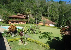 Foto 1 de Casa com 3 Quartos à venda, 700m² em Três Córregos, Teresópolis
