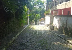 Foto 1 de Casa de Condomínio com 2 Quartos à venda, 260m² em Charitas, Niterói