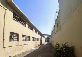 Foto 1 de Galpão/Depósito/Armazém para venda ou aluguel, 1377m² em Penha, Rio de Janeiro