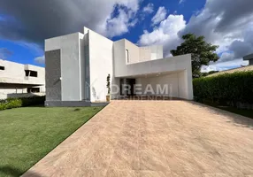 Foto 1 de Casa de Condomínio com 4 Quartos à venda, 280m² em Aldeia dos Camarás, Camaragibe