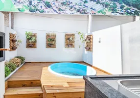 Foto 1 de Casa de Condomínio com 2 Quartos à venda, 59m² em Vila Nova, Porto Alegre