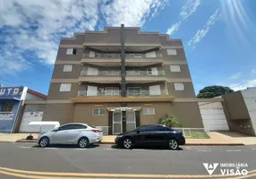 Foto 1 de Apartamento com 2 Quartos para alugar, 100m² em São Benedito, Uberaba