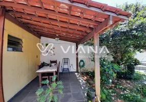 Foto 1 de Casa com 2 Quartos à venda, 180m² em Santa Maria, São Caetano do Sul