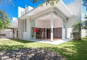 Foto 1 de Casa com 4 Quartos para venda ou aluguel, 467m² em Alto de Pinheiros, São Paulo