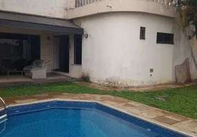 Foto 1 de Casa de Condomínio com 4 Quartos para venda ou aluguel, 400m² em Alphaville, Santana de Parnaíba