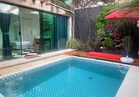 Foto 1 de Sobrado com 3 Quartos para alugar, 193m² em Alto Da Boa Vista, São Paulo