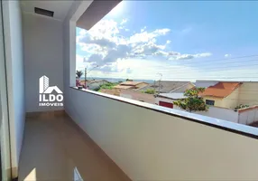 Foto 1 de Sobrado com 3 Quartos à venda, 174m² em Residencial Alice Barbosa, Goiânia